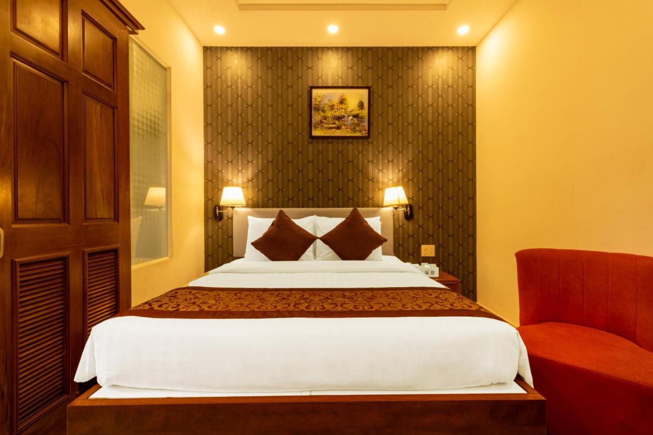 Airport Saigon Hotel - Gan Am Thuc Dem Cho Pham Van Hai Хошимін Екстер'єр фото