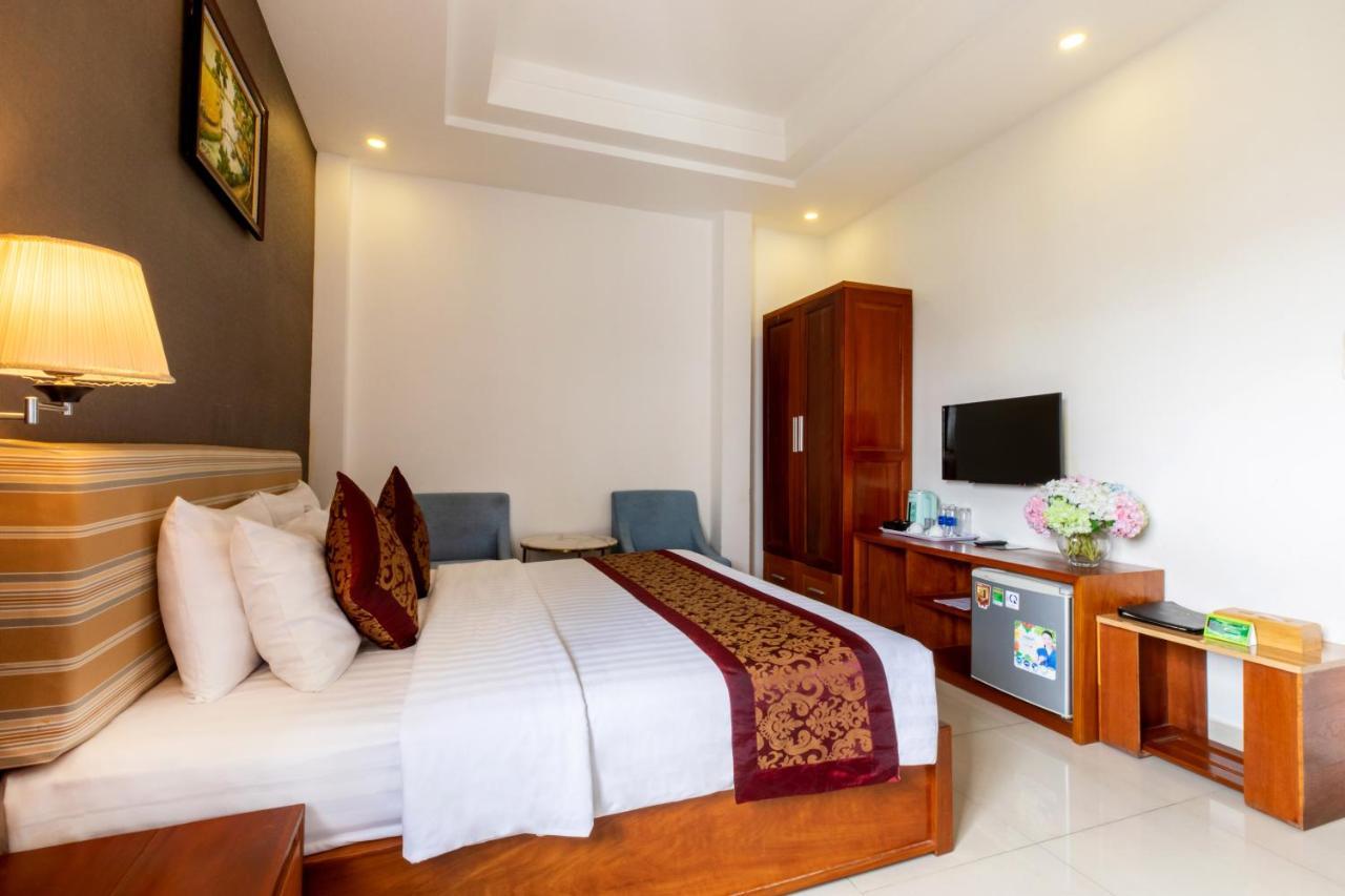 Airport Saigon Hotel - Gan Am Thuc Dem Cho Pham Van Hai Хошимін Екстер'єр фото