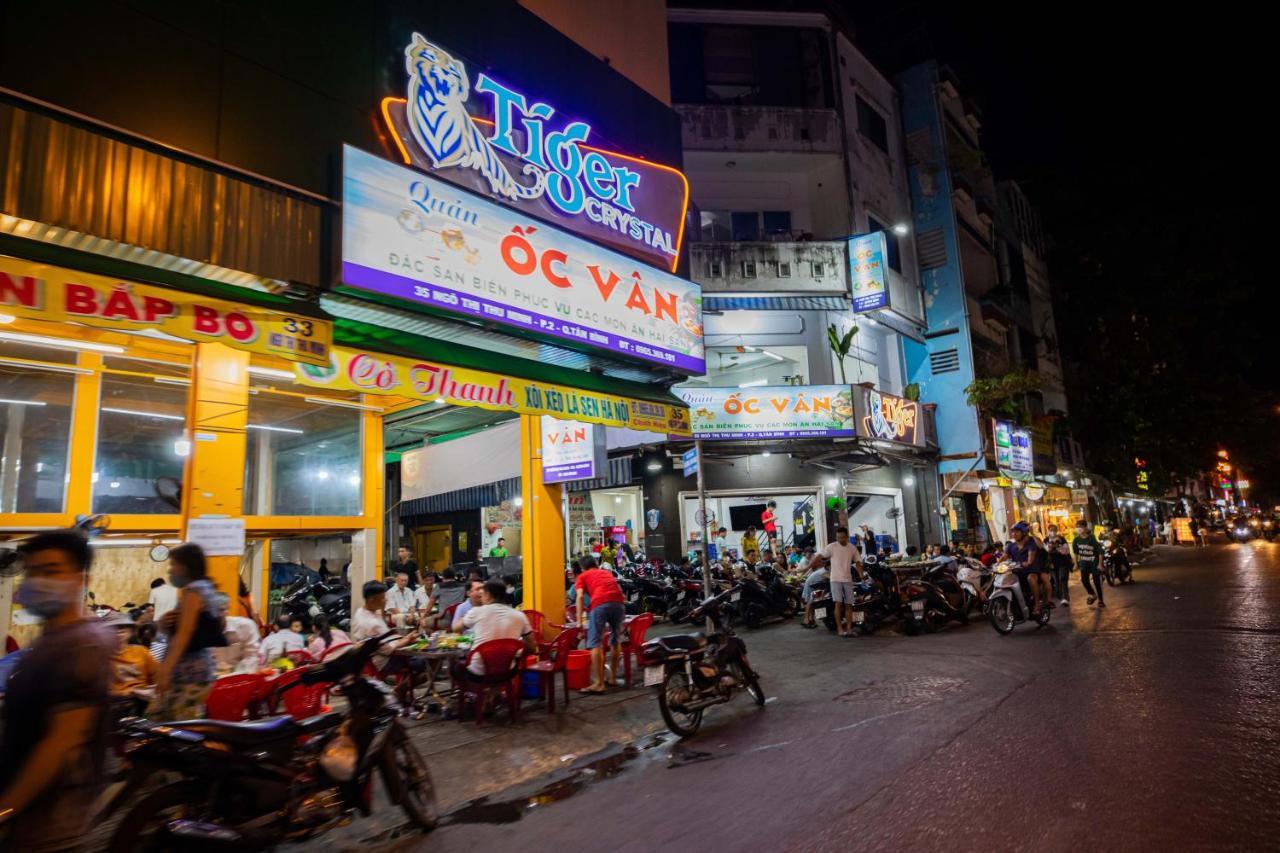 Airport Saigon Hotel - Gan Am Thuc Dem Cho Pham Van Hai Хошимін Екстер'єр фото