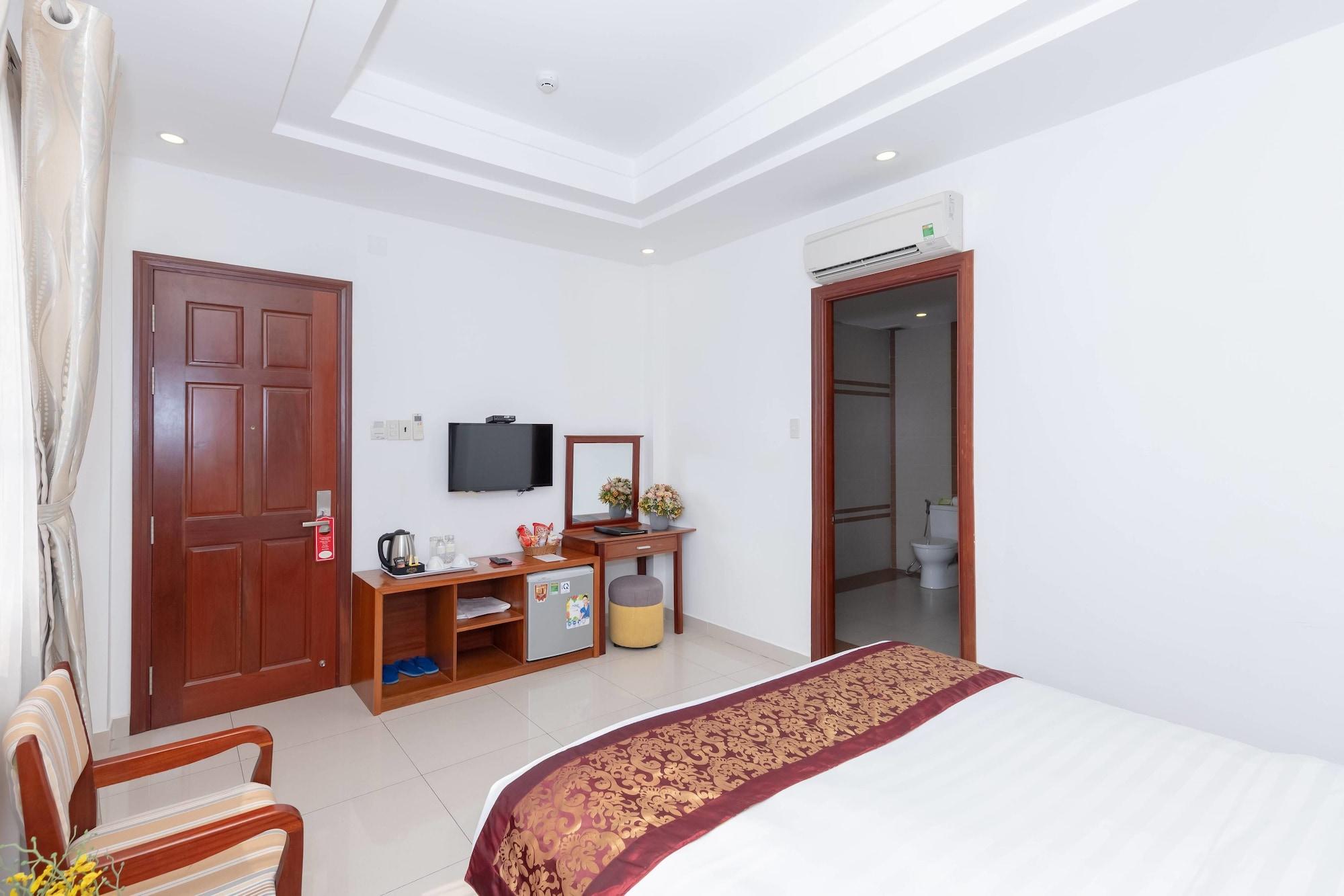 Airport Saigon Hotel - Gan Am Thuc Dem Cho Pham Van Hai Хошимін Екстер'єр фото